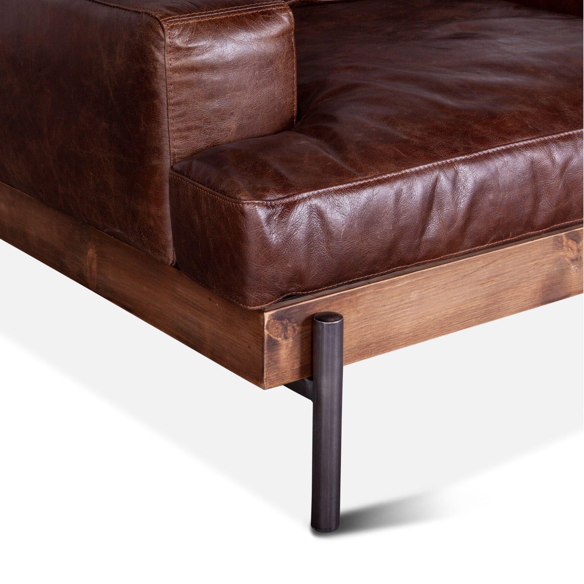 Chiavari Leather Armchair - Image 9