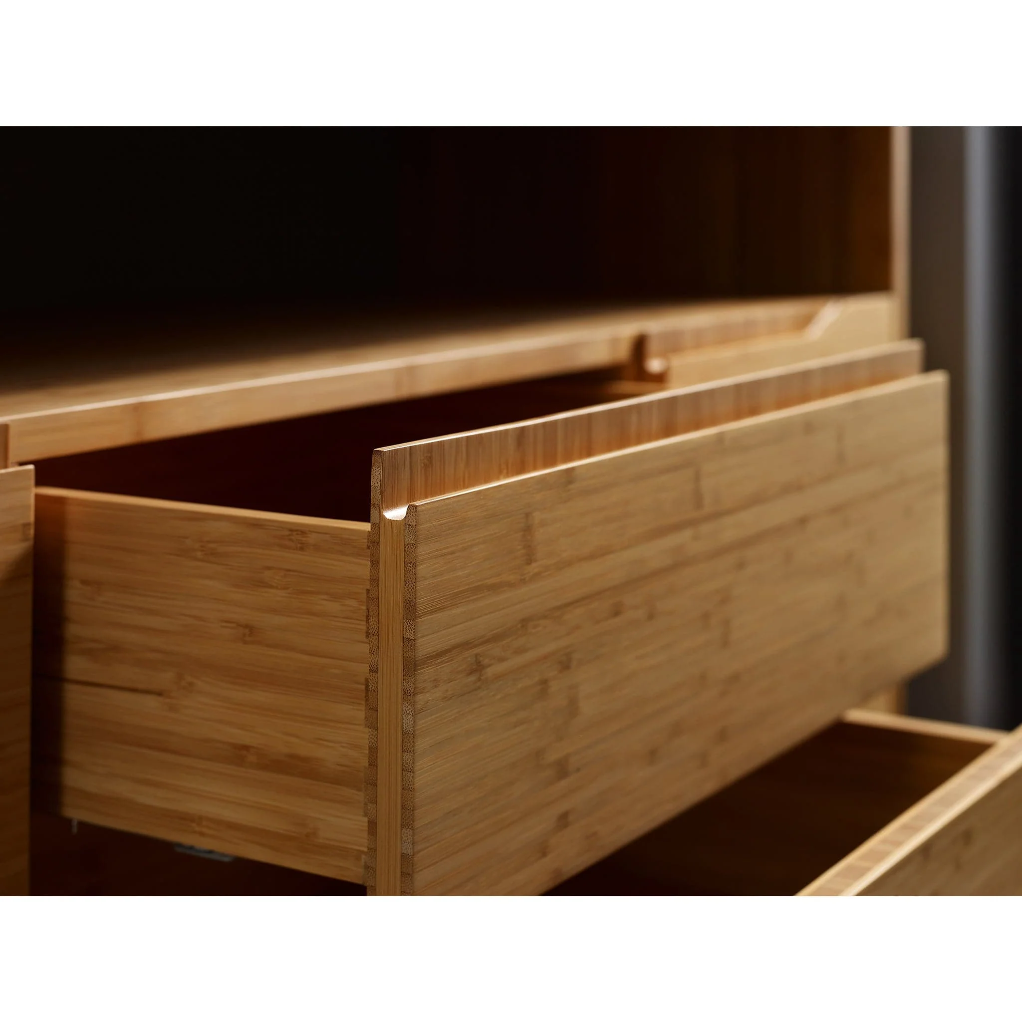 Currant Media Unit - Image 8