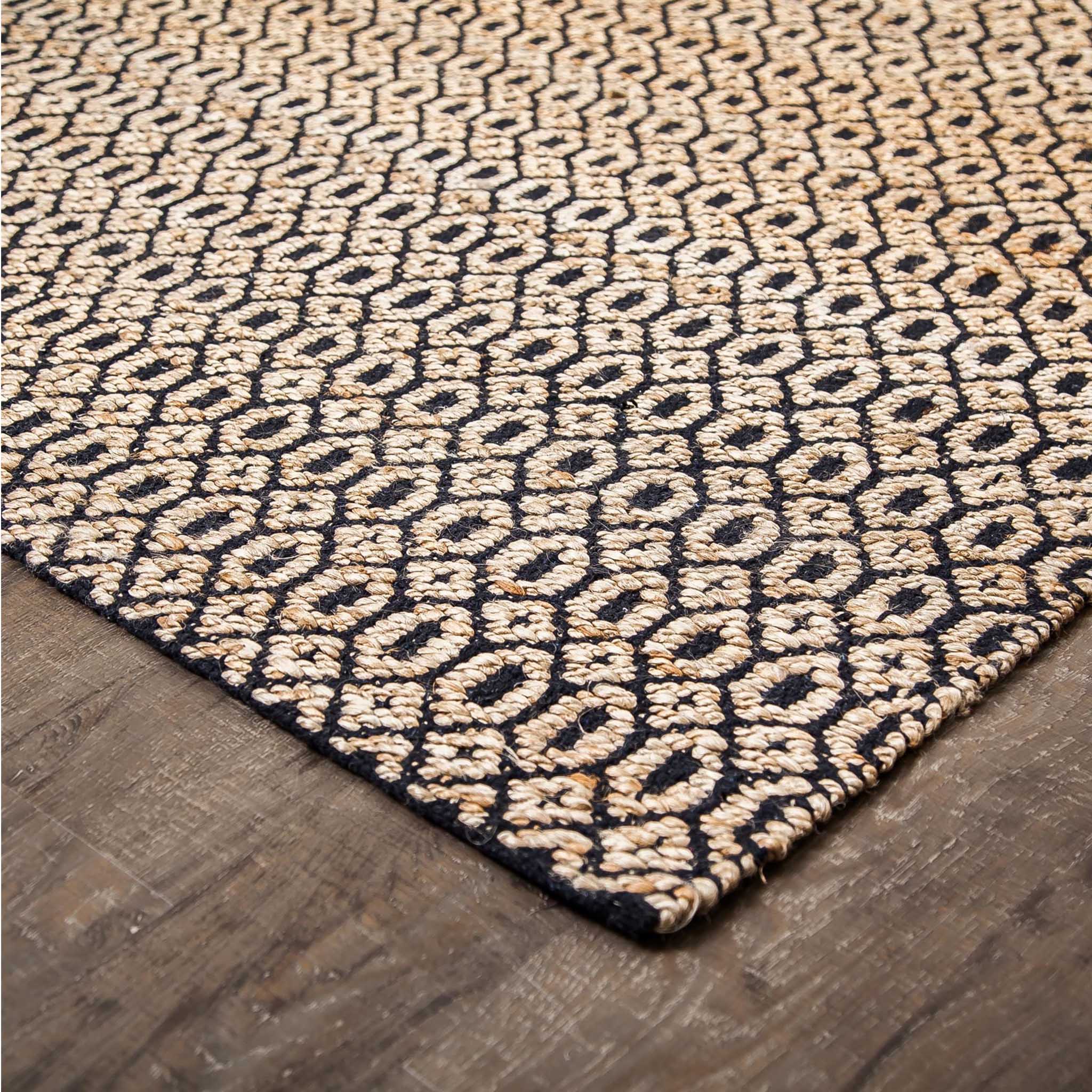 Goldfinger Rug - Image 4