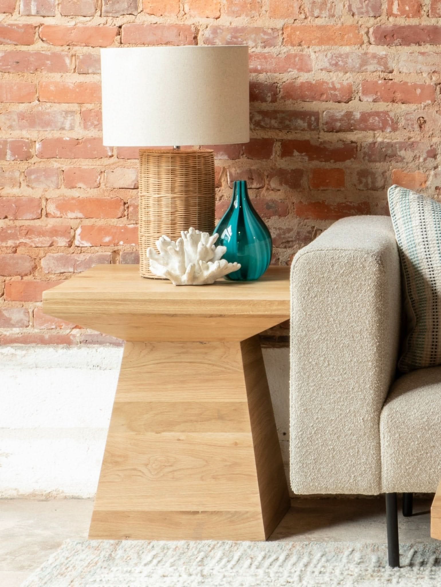 Incus Modern Side Table - Image 3