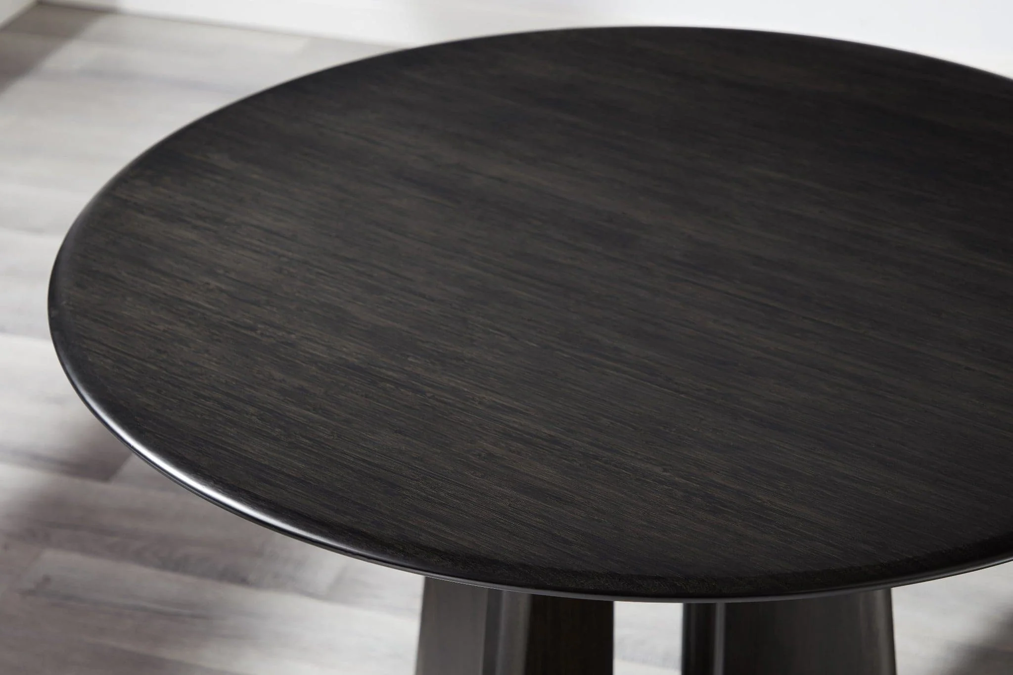 Luna 48" Round Table - Image 13