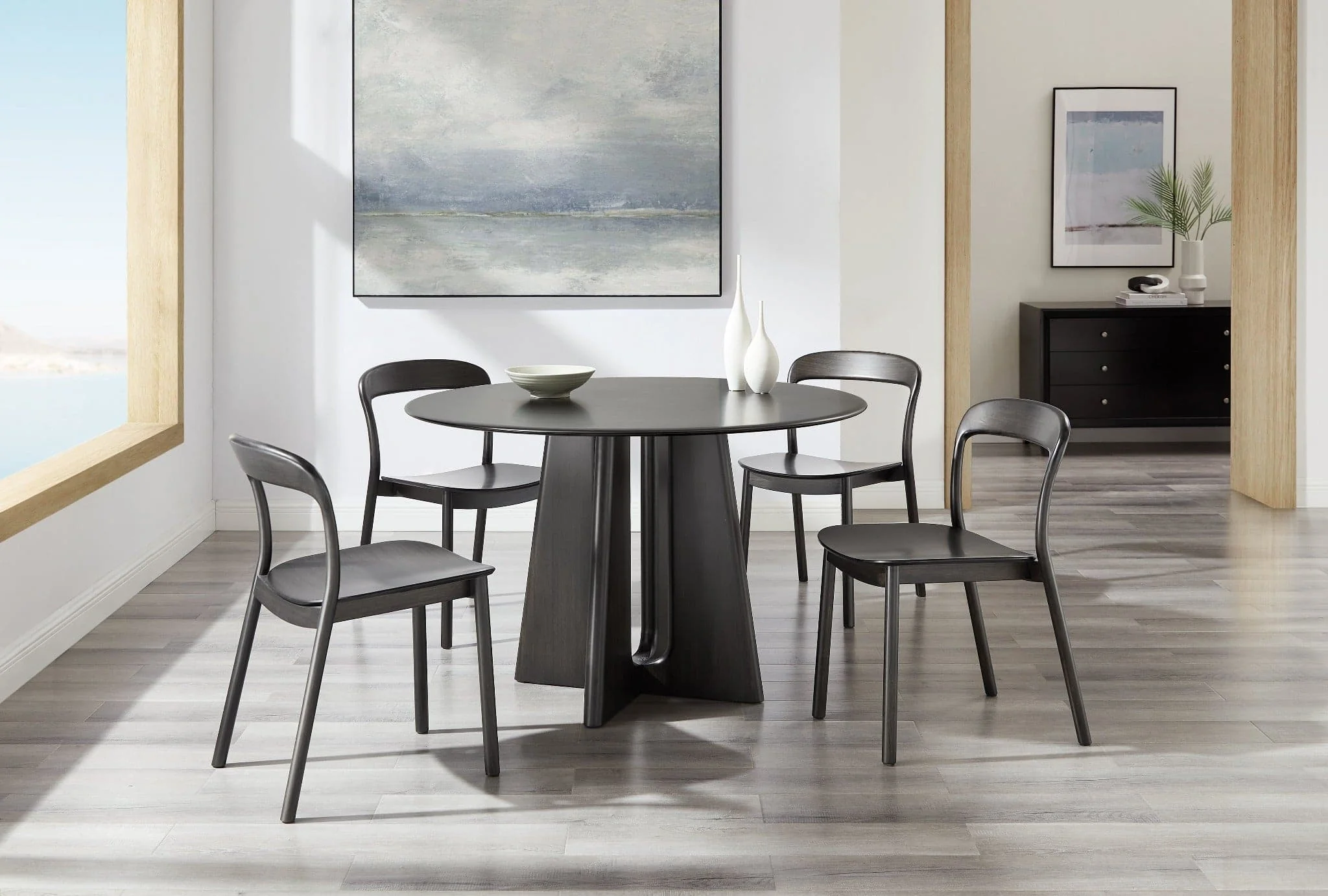 Luna 48" Round Table - Image 6