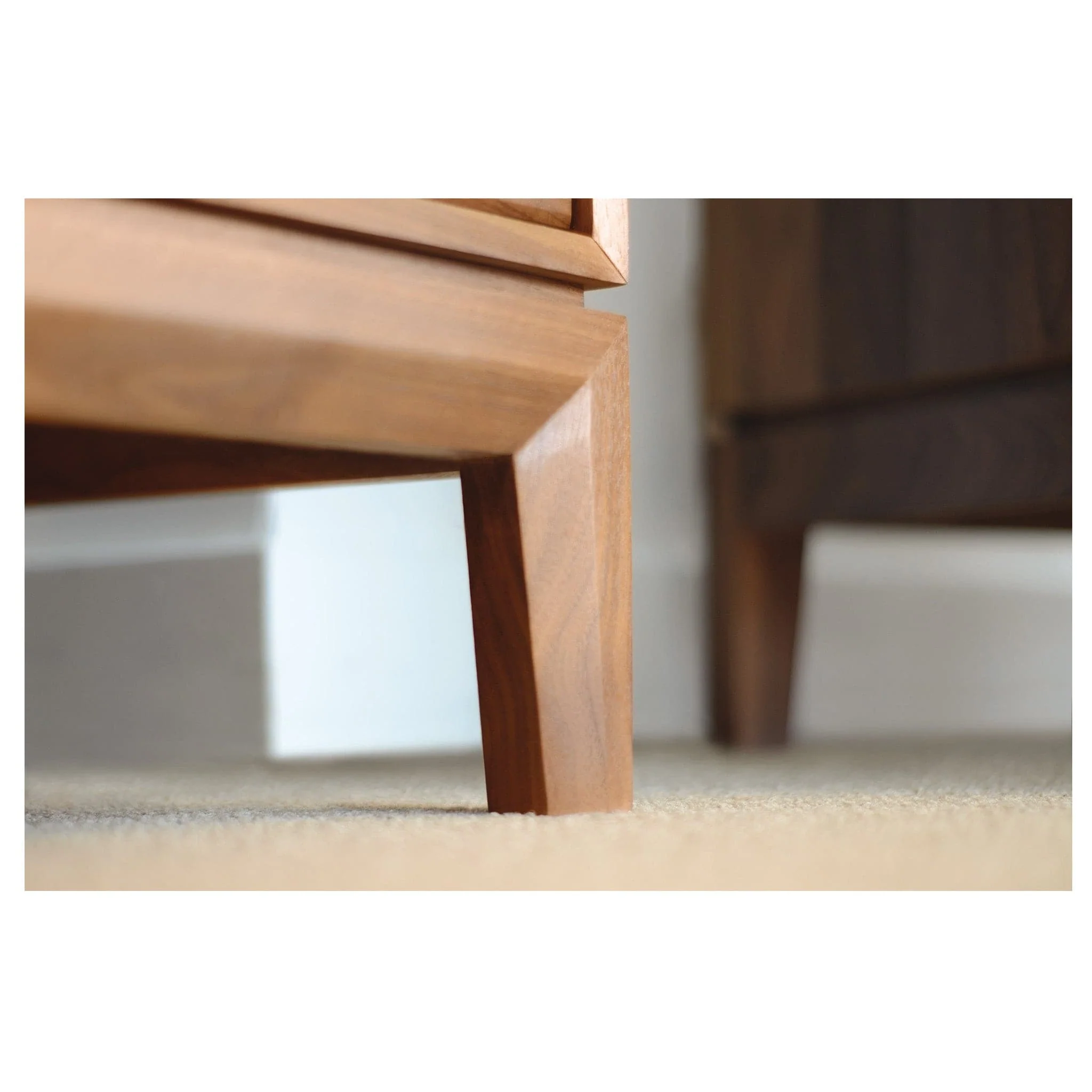 Copeland Mansfield Platform Bed - Image 12