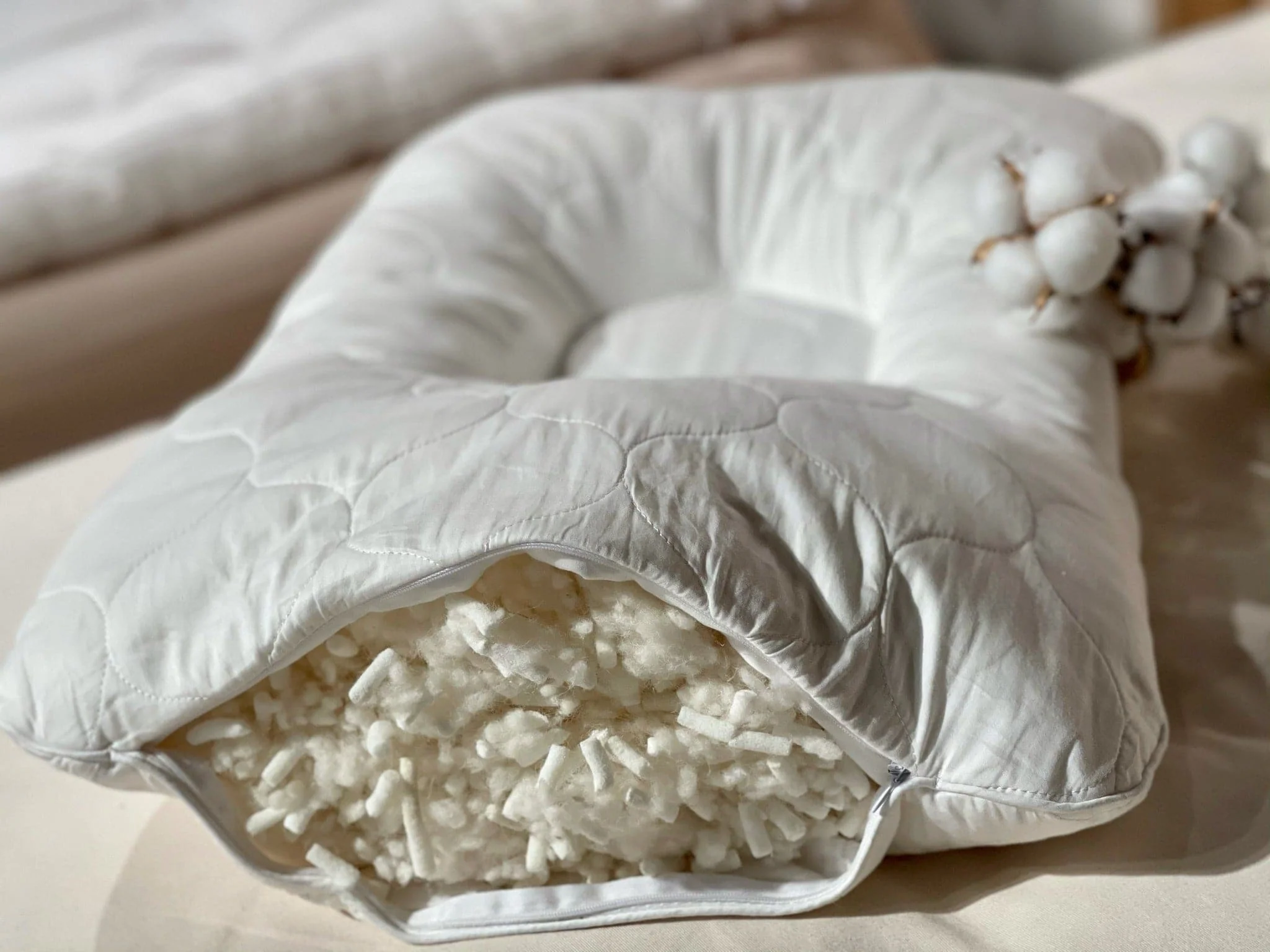 Natural Sleep Adjustable Training Pillow - Image 3