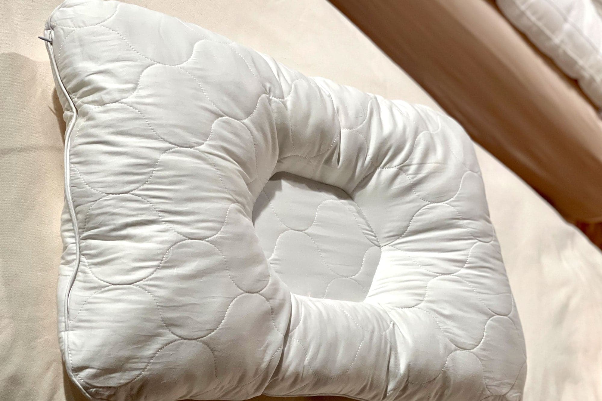Natural Sleep Adjustable Training Pillow - Image 7