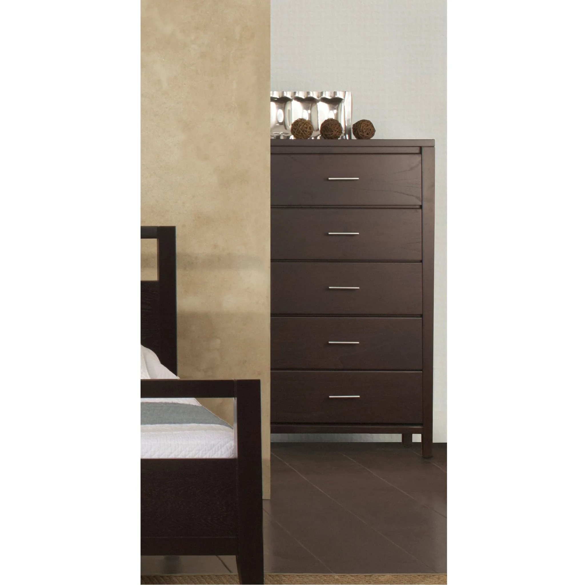 Nevis Chest - Image 4