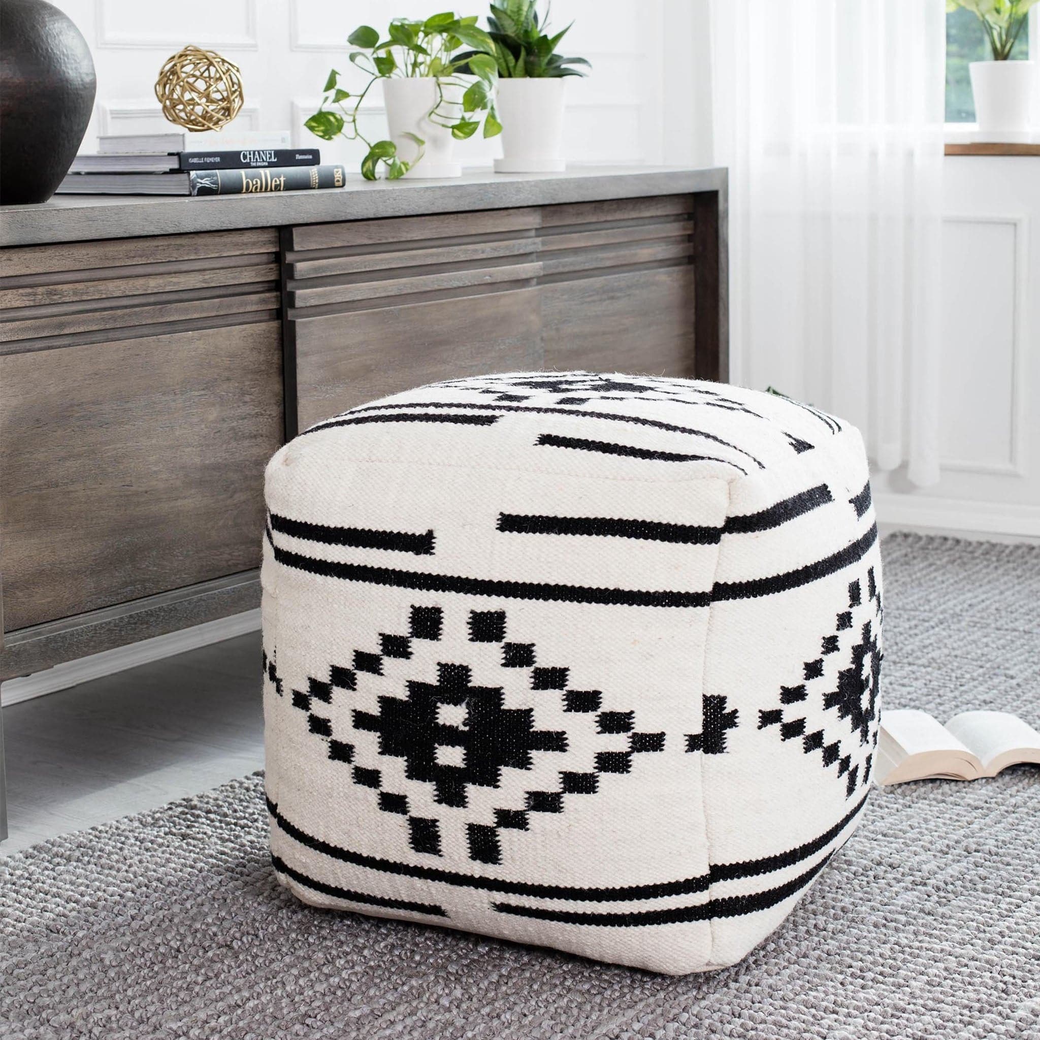 Noir Noor Pouf - Image 3