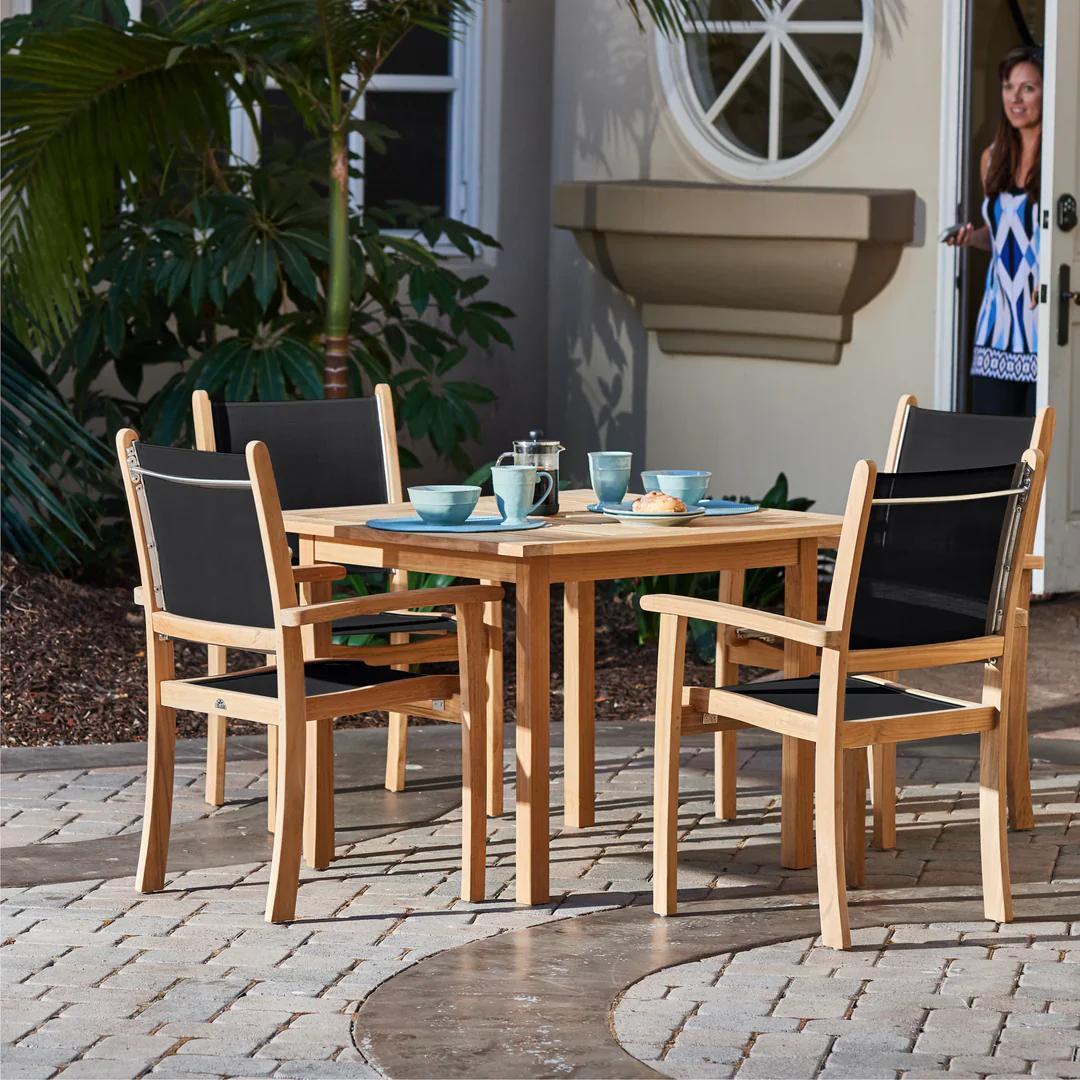 Pearl Dining Set - Image 4