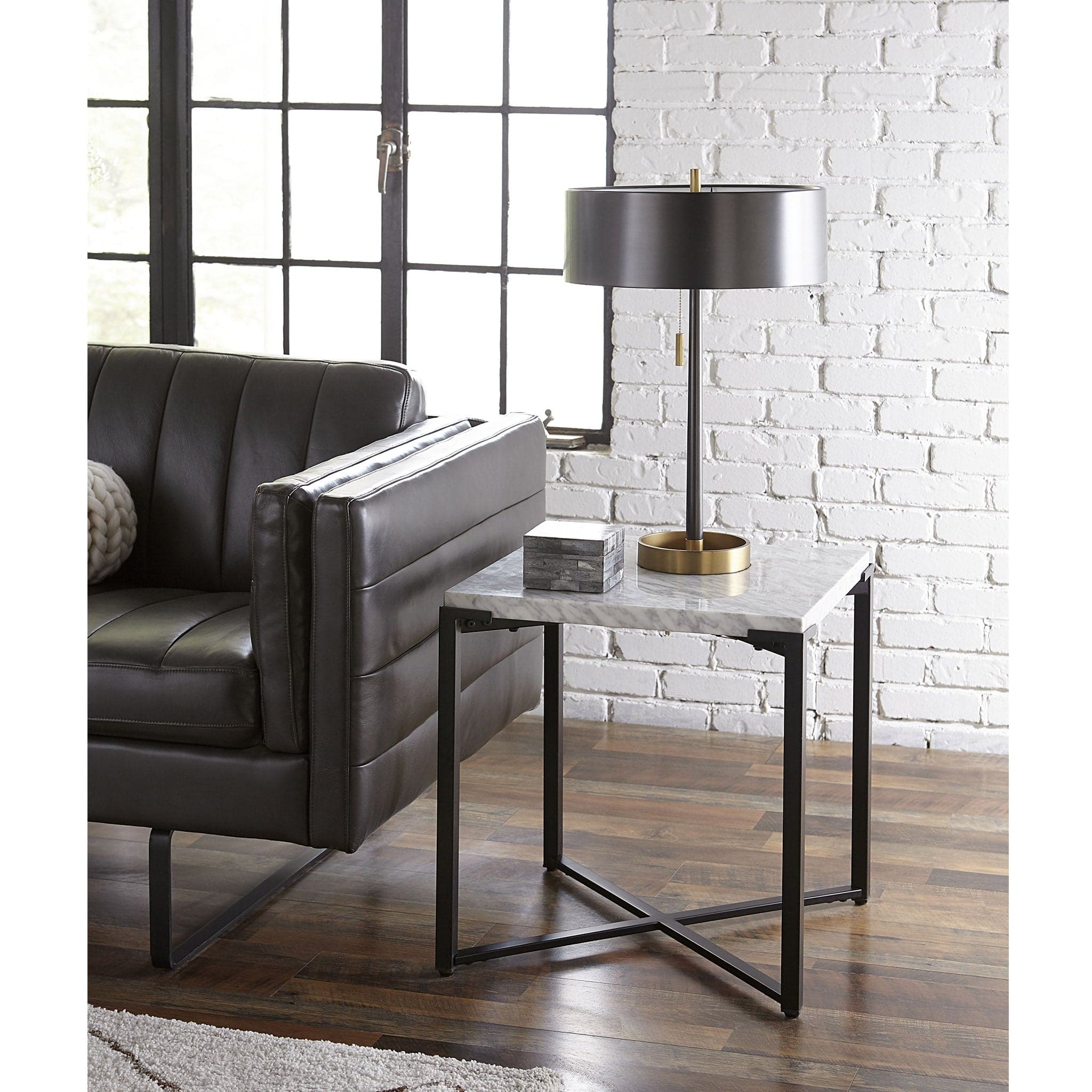 Saxon End Table - Image 3